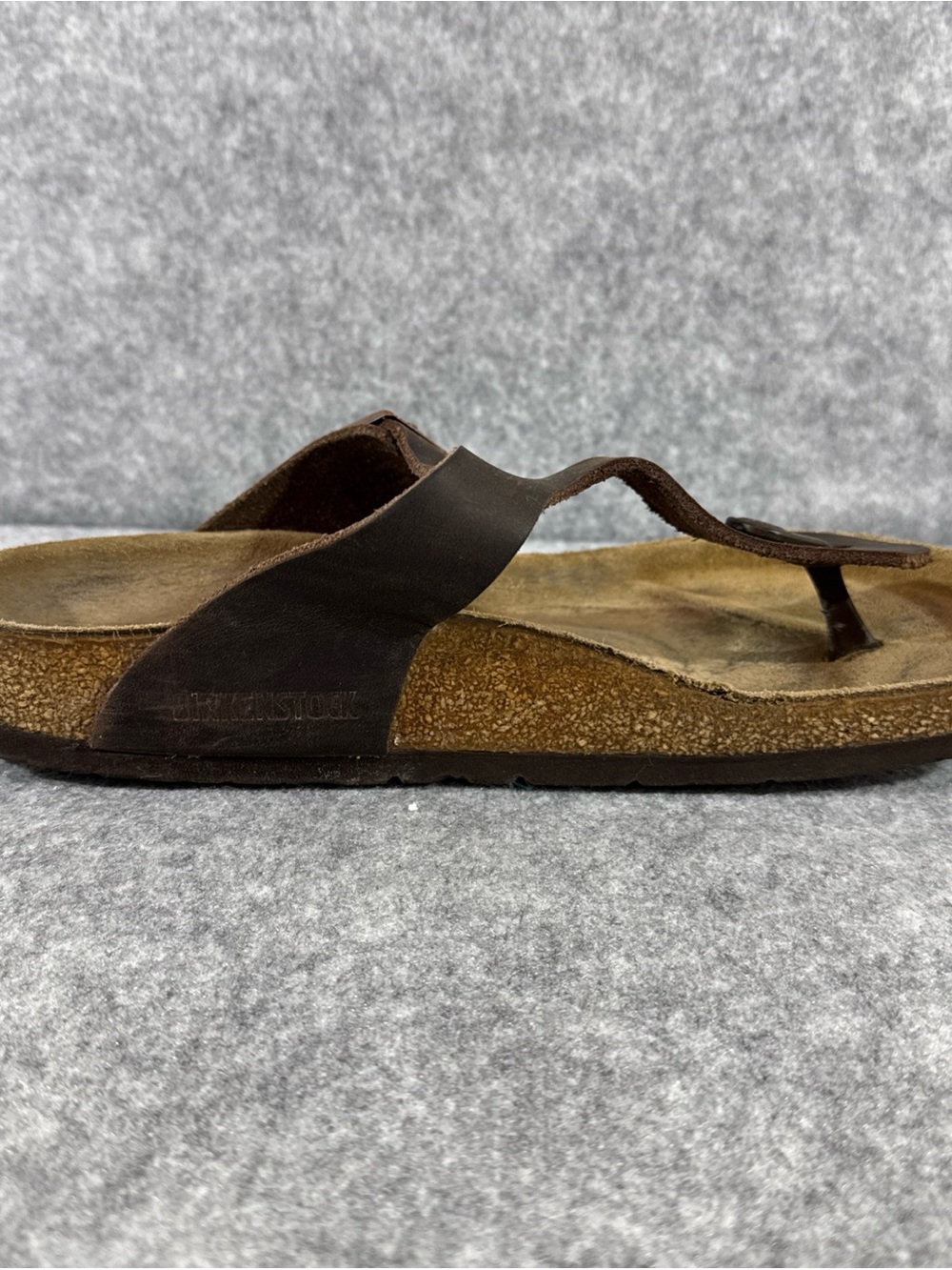 Birkenstock Gizeh Sandals - Womens 39 - Brown Summer Comfort Wide Buckle Leather - Picture 6 of 10